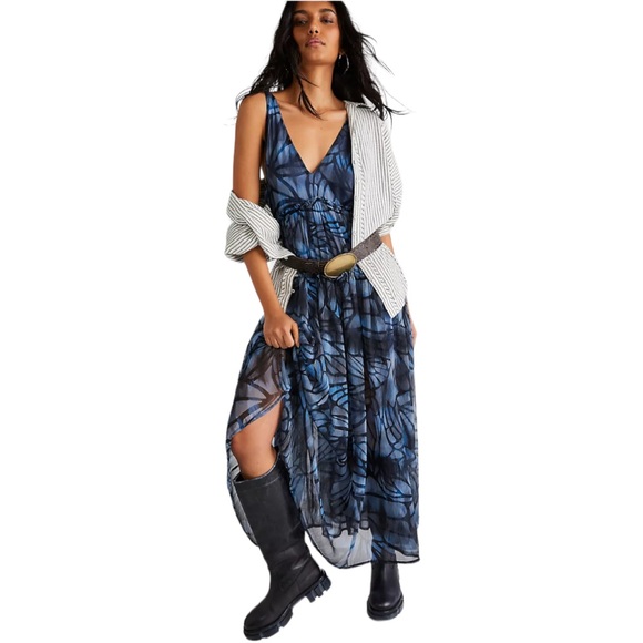 NWT Free People Julianna Floral Maxi Dress in Navy Combo size L - Picture 3 of 4